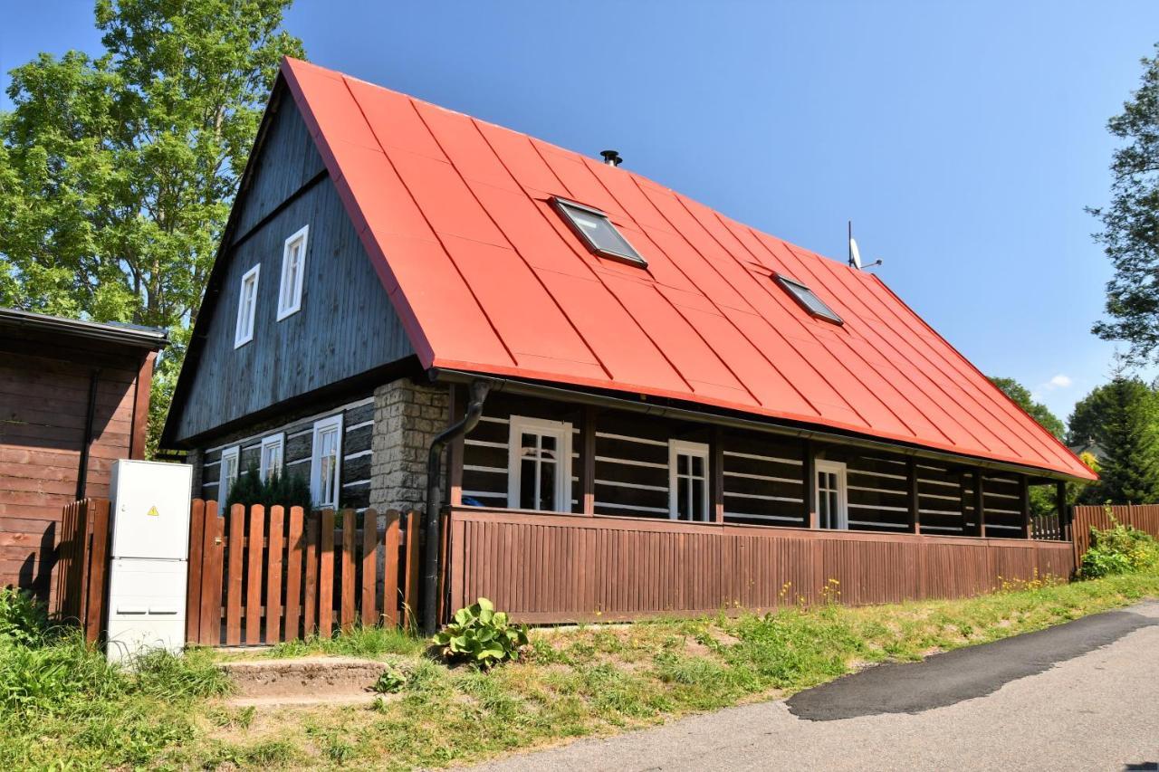 Chaloupka U Lisaka Villa Snezne  Luaran gambar