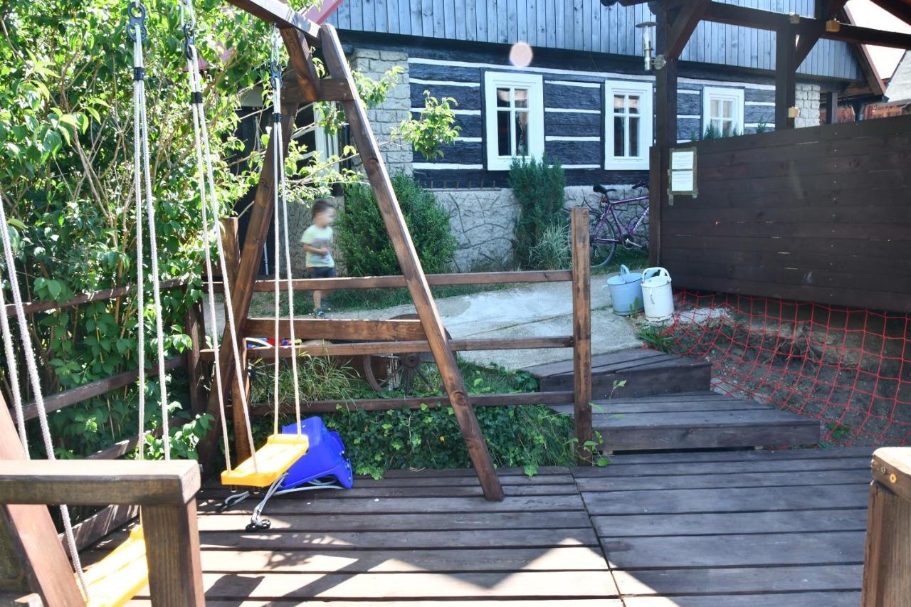 Chaloupka U Lisaka Villa Snezne  Luaran gambar