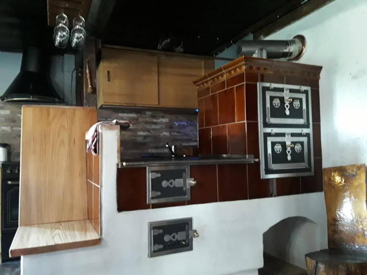 Chaloupka U Lisaka Villa Snezne  Luaran gambar